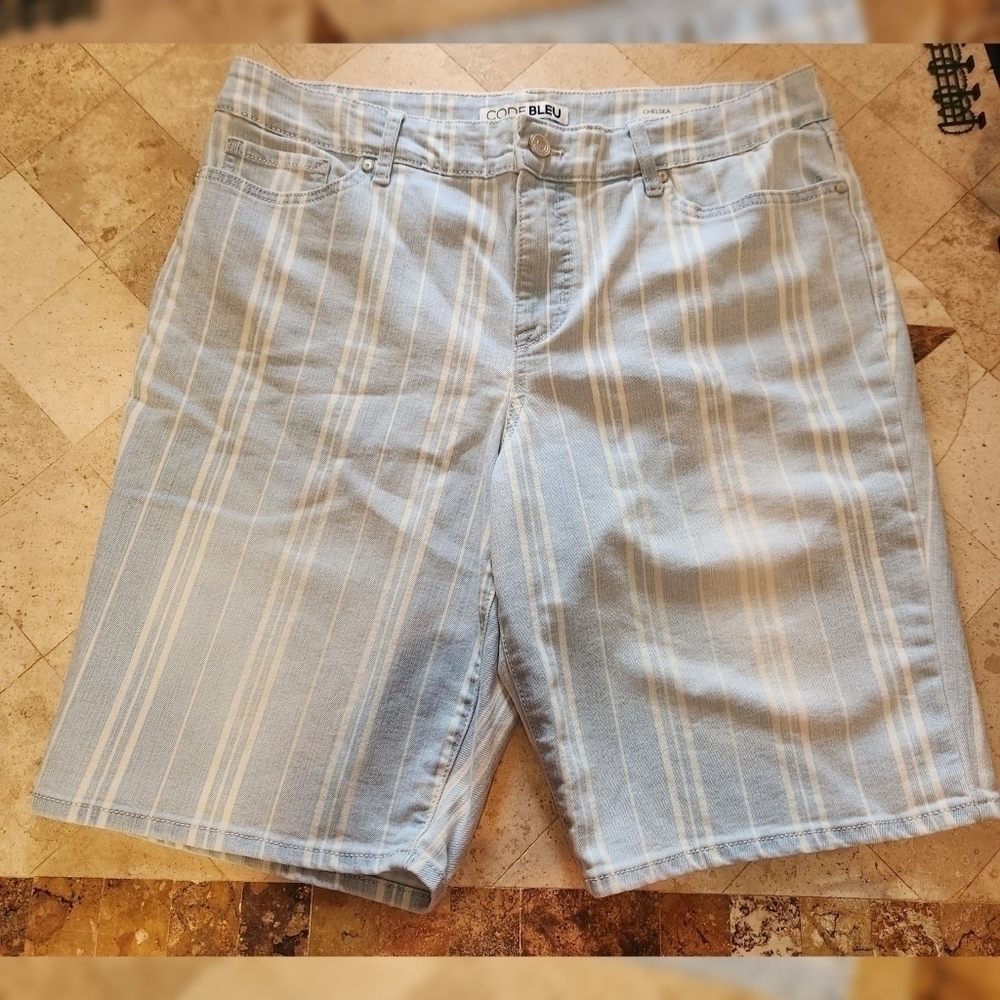 Code Bleu Bermuda Shorts Sz 14